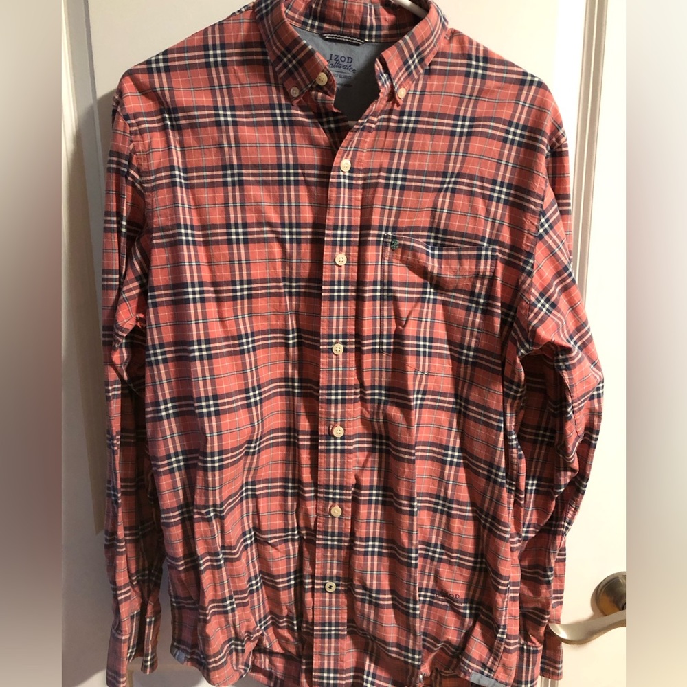 Men’s Izod saltwater long sleeve button down shirt
